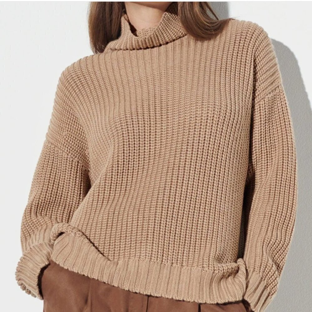 The Reset Max Mock Neck 100% wool  Size XS